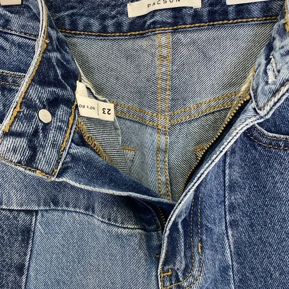 NWT Pacsun Eco Patchwork Boyfriend Jeans Size 23 - Picture 7 of 10